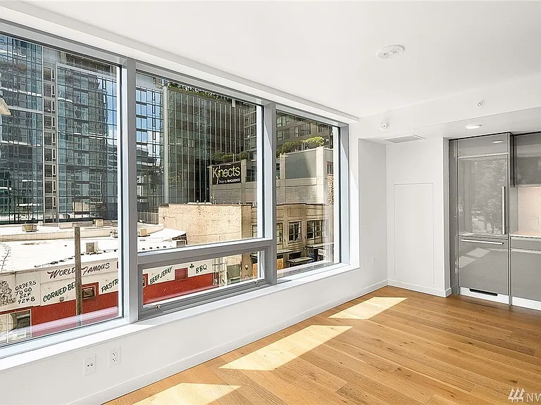 1808 Minor Ave #301 — Photo 2