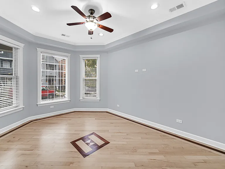 2951 N Allen Ave #1 — Photo 3