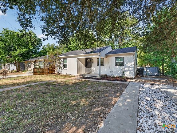 4th image of 1208 S 26th St