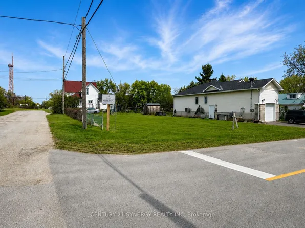 24 King St, Montague, ON K7A 3C9
