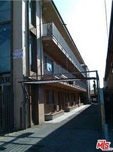 2nd image of 8836 Tobias Ave APT 1