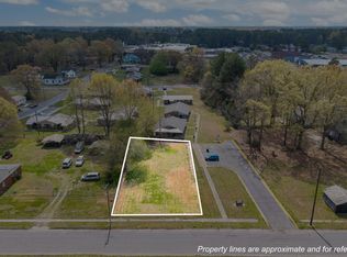 207 NE Railroad Street, Robersonville, NC 27871