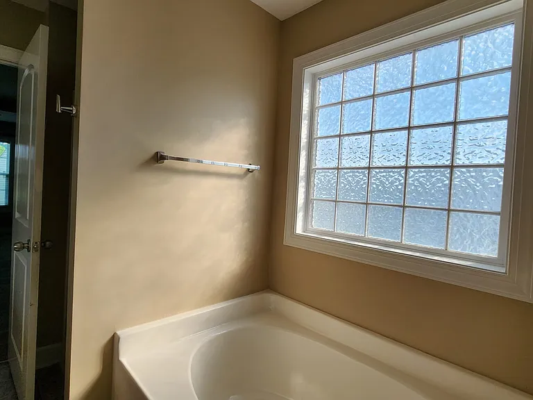 5425 Broadleaf Rd — Photo 9