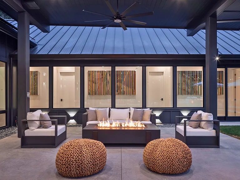 Fisher Ln — Photo 2