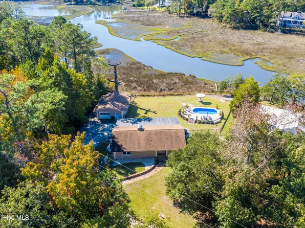 102 Osprey Nest Lane, Hampstead, NC 28443