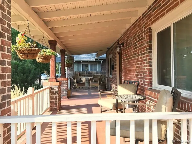3850 Wyandot St — Photo 2