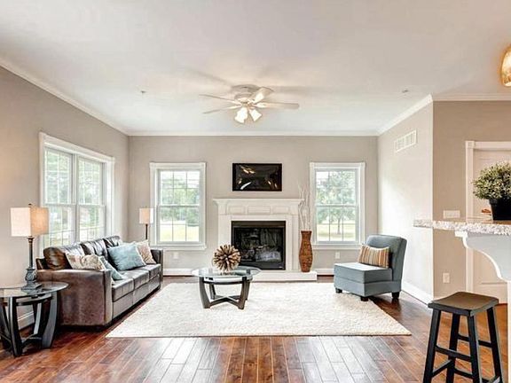 3rd image of 8319 Bletzer Rd