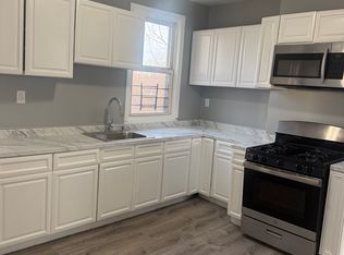 35-39 22nd St #3, Irvington, NJ 07111