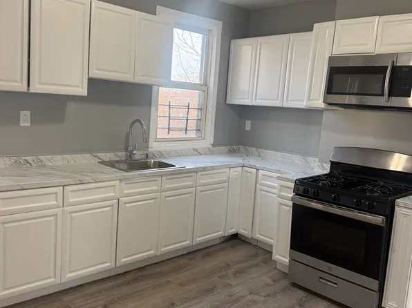 35-39 22nd St #3, Irvington, NJ 07111