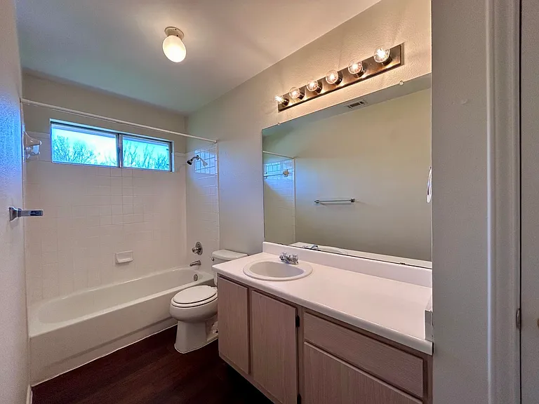 9703 Nightjar Dr — Photo 17