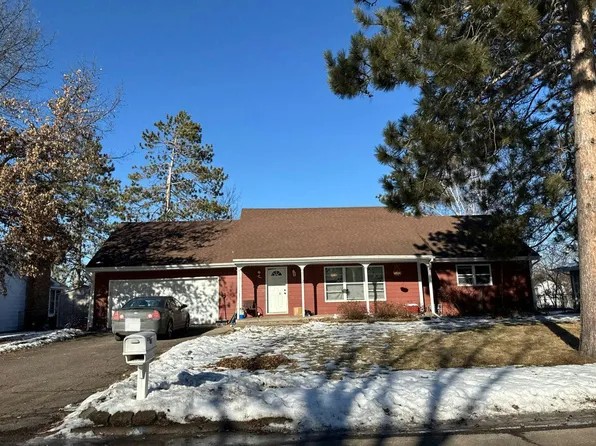 112 Villa Dr, Mora, MN 55051