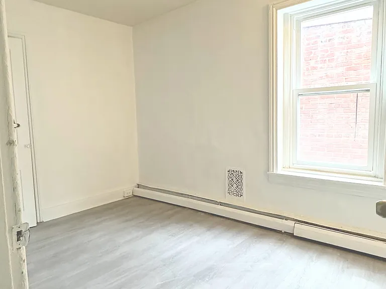 730 Kohn St #2 — Photo 12