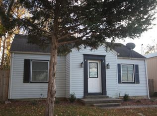 1654 E Olive St, Springfield, MO 65802