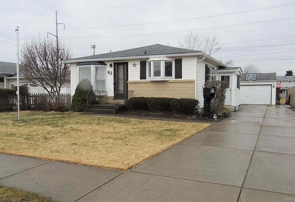 1st image of 62 Lou Ann Dr
