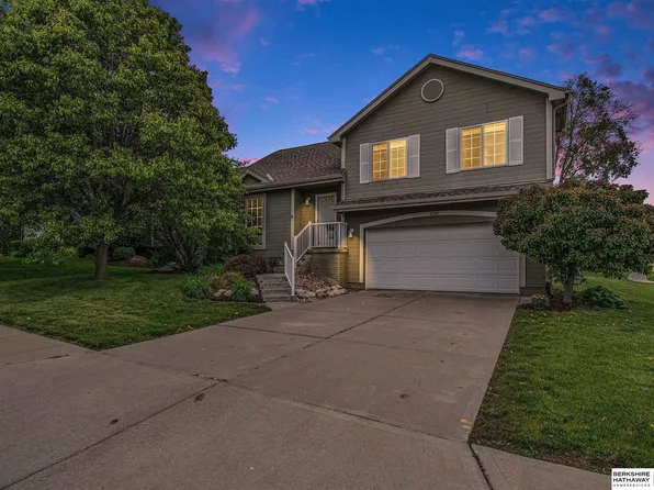 16704 Grand Ave, Omaha, NE 68116
