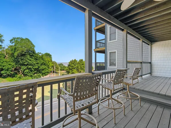 1 Bayview Rd Unit 3A, Betterton, MD 21610