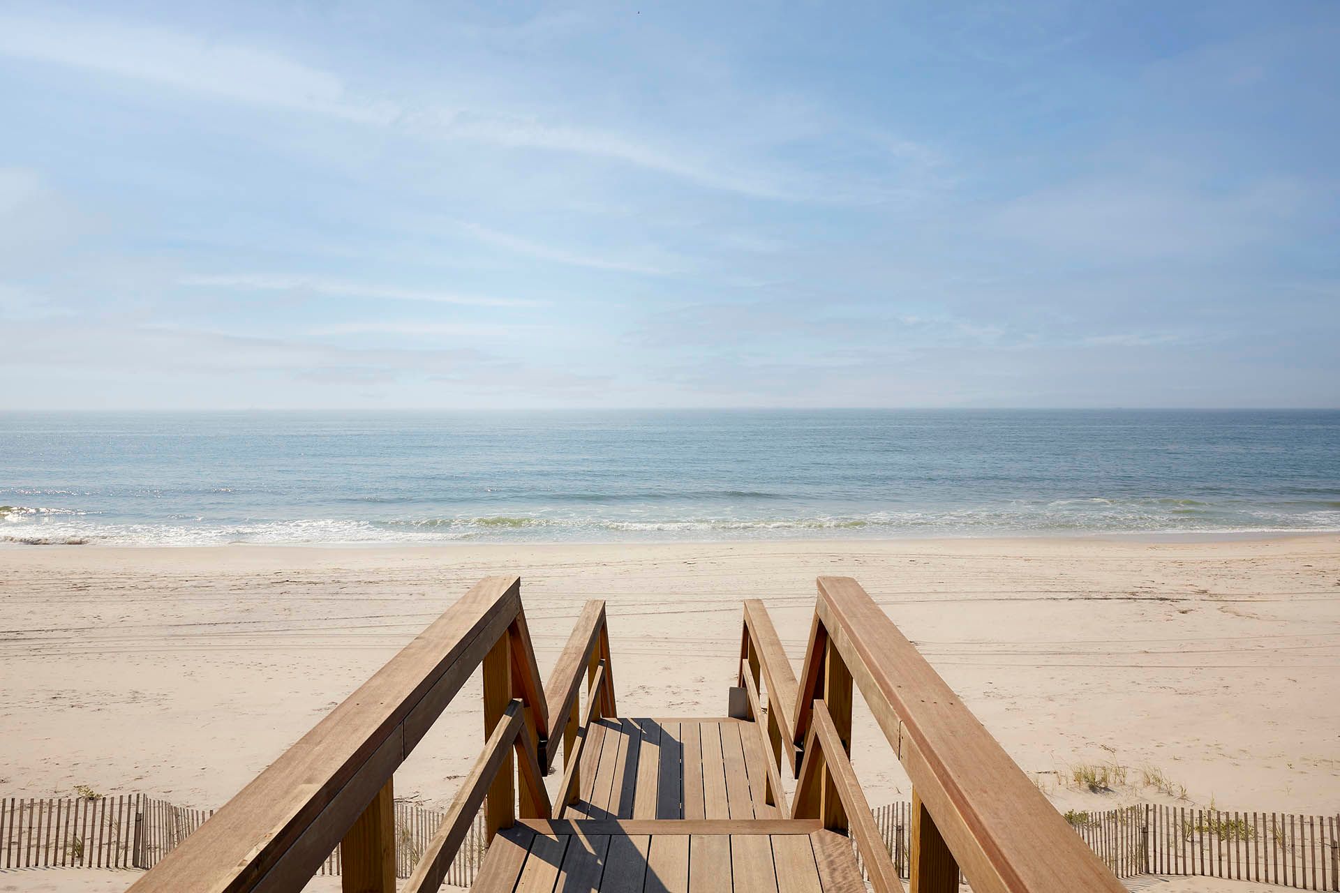 232 Dune Rd, Quogue, NY 11959 Out East