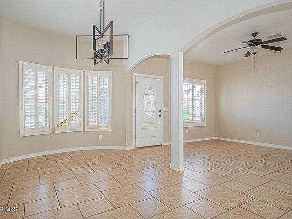 5th image of 12844 Cozy Cove Ave