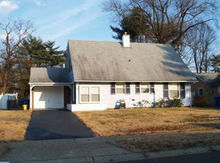 33 Bermuda Cir, Willingboro, NJ 08046