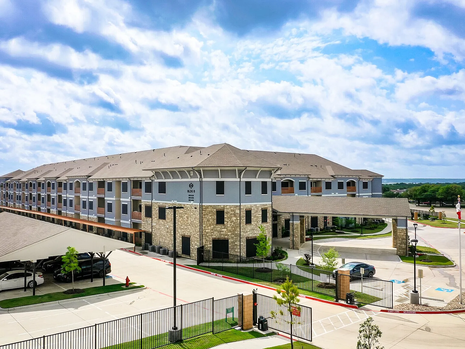 The Retreat at Grand Prairie — Photo 1
