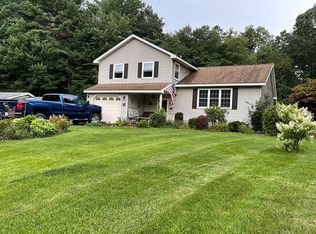 15 Rum Cherry Rd, Malta, NY 12020
