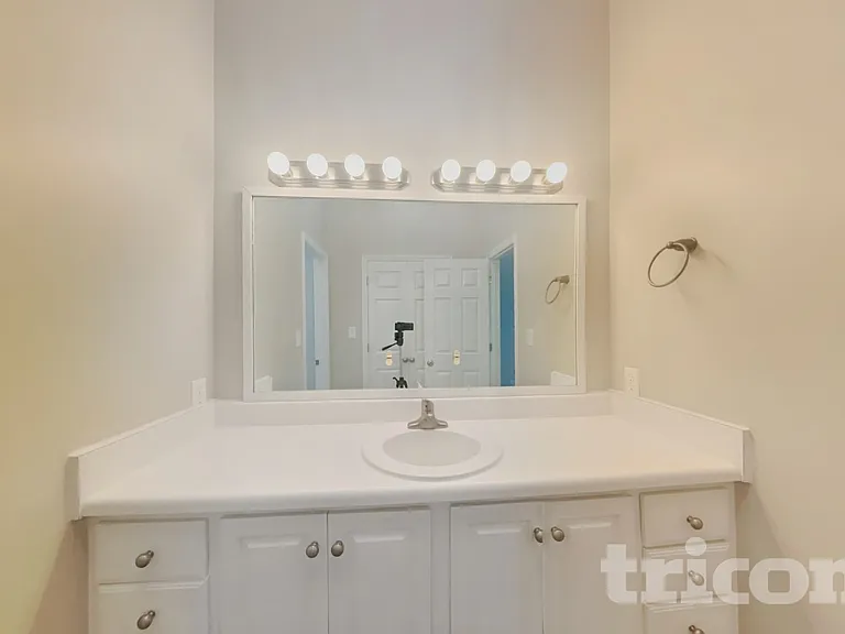 305 Aqua Marine Ln — Photo 8