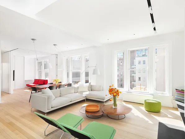 366 Broadway image 4 of 13