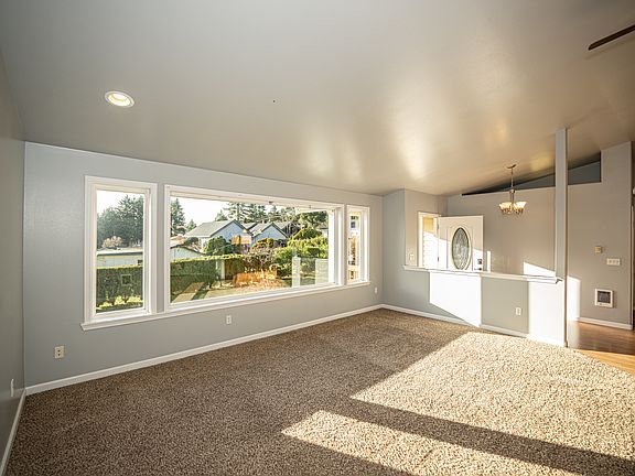 5th image of 9921 Peacock Hill Ave