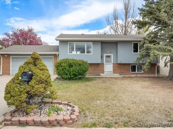 502 Gardenia Dr, Cheyenne, WY 82009