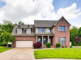 4934 Lincoln Pointe Dr, Newburgh, IN 47630