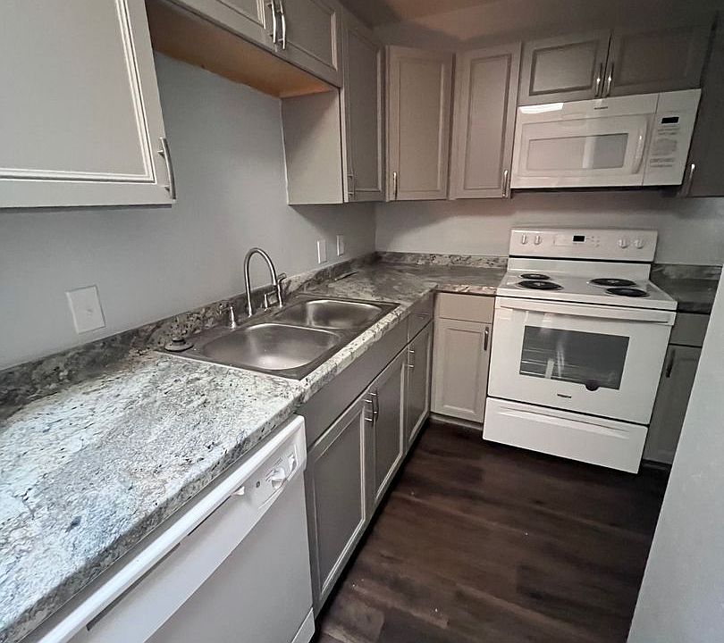 2nd image of 224 Hayden Rd #A