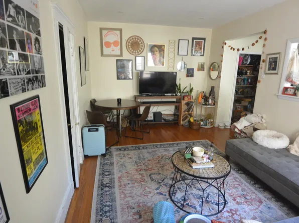 229 Kelton St, Allston, MA