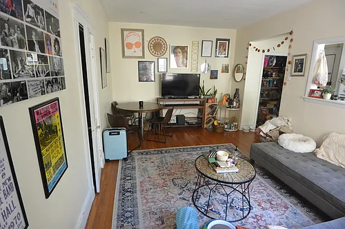 229 Kelton St #8 Photo 1