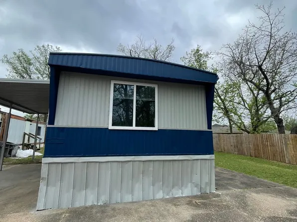 135Howa, 127-147 NE Howard Ave #135-04, Bartlesville, OK 74006