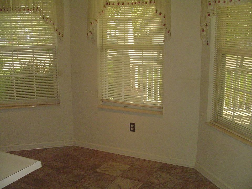 2nd image of 17865 Aviara Dr