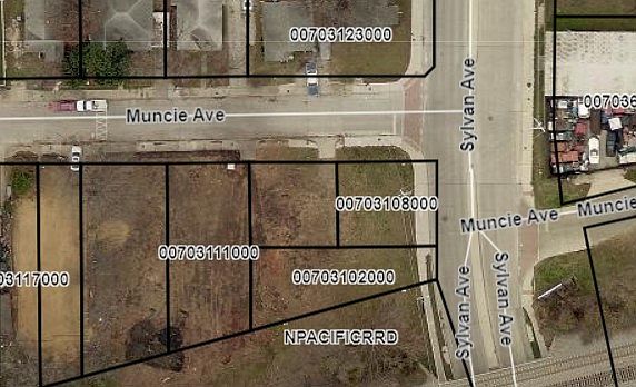 1st image of 804 Muncie Ave