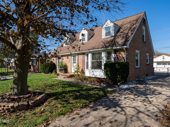 2310 Ann Dr, Toledo, OH 43613
