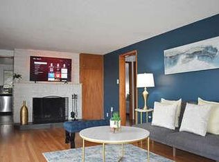 3036 36th Ave W #3, Seattle, WA 98199