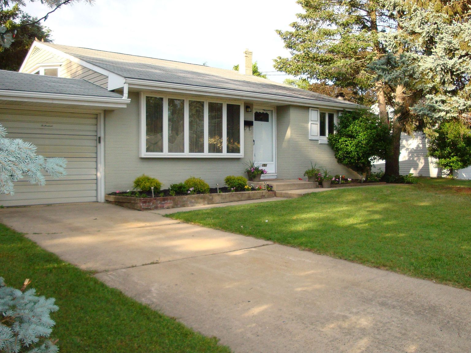 151 Cardinal Dr, Bellmawr, NJ 08031 Zillow