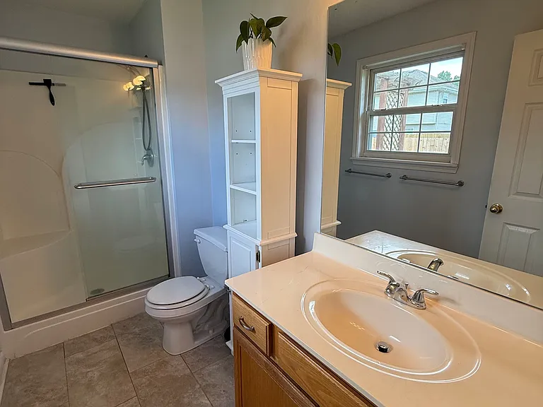 701 Manhattan Dr — Photo 9
