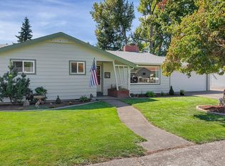 255 SE Walnut Ave, Dallas, OR 97338