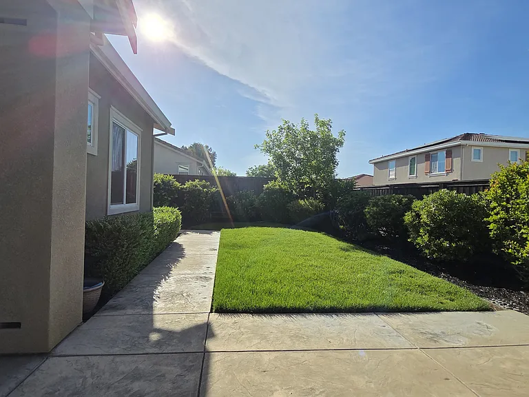 953 Kennedy Dr — Photo 39