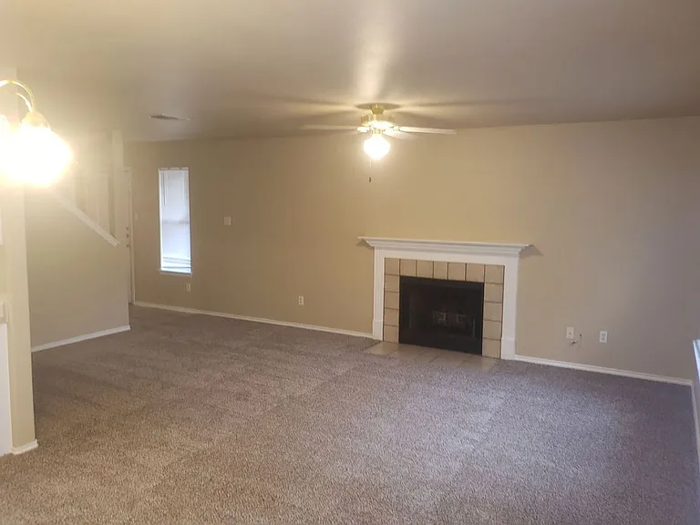 7736 Rustic Park — Photo 4