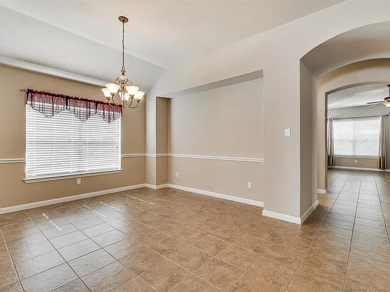 609 Walsh Hill Trl — Photo 7