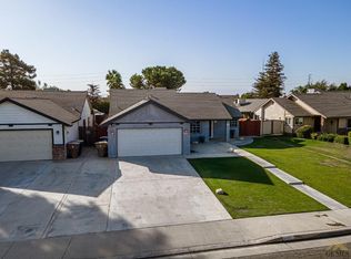 8805 Andrieu Ct, Bakersfield, CA 93311