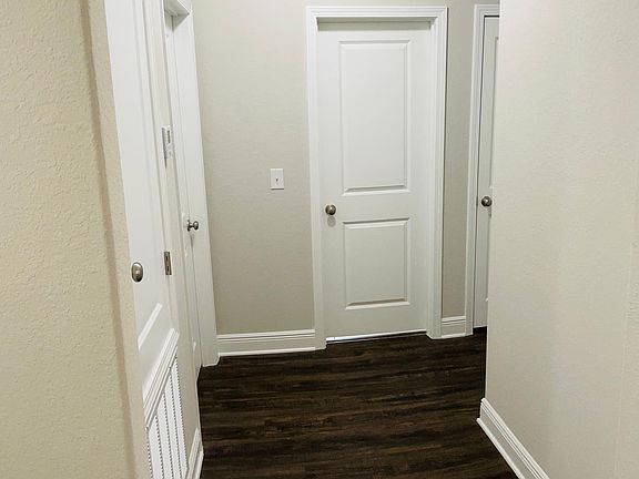 3rd image of 3868 Shady Grove Dr