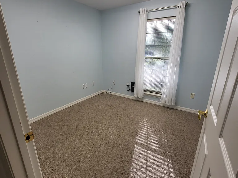 23325 NW State Rd #236 — Photo 5