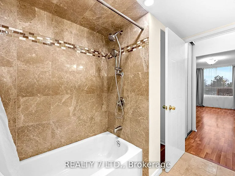 1270 Maple Crossing Blvd #412 — Photo 8