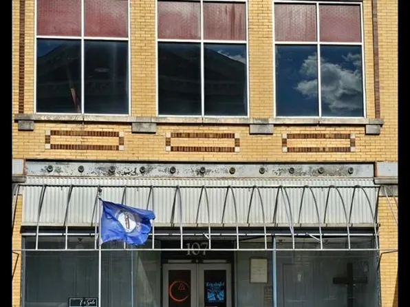 107 W Main St, Morganfield, KY 42437