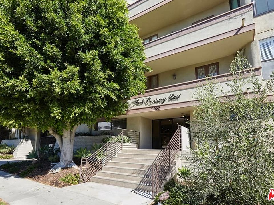 1st image of 2332 Fox Hills Dr APT 204